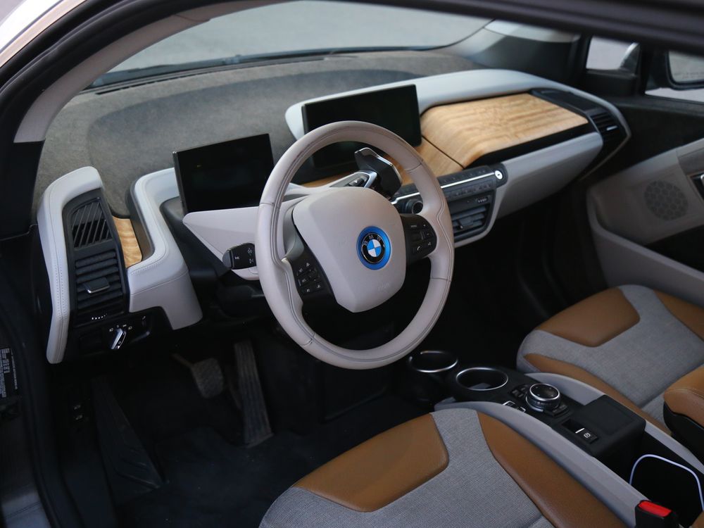 2014 BMW I3 13950$ не бита, в наличии, готовая
