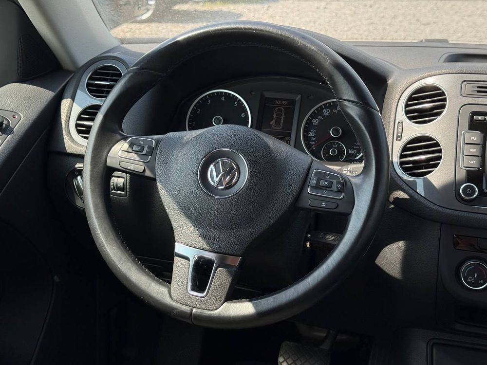 Volkswagen Tiguan S 2015 $12400