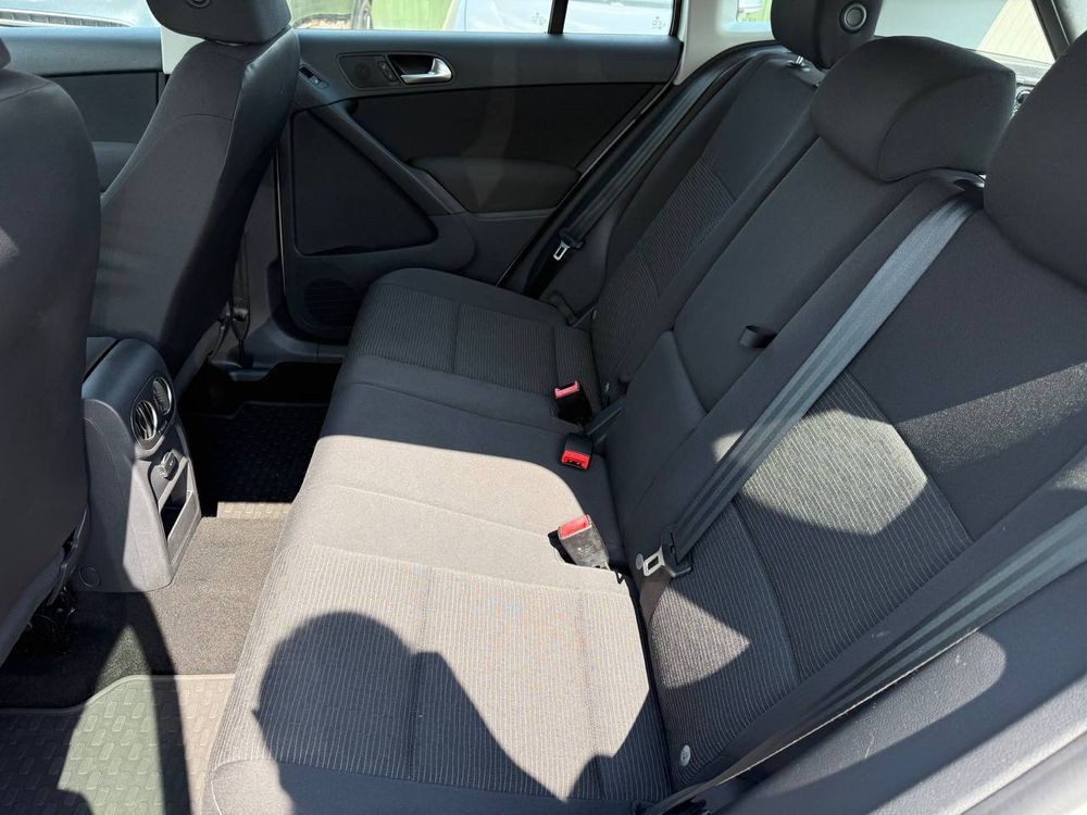 Volkswagen Tiguan S 2015 $12400