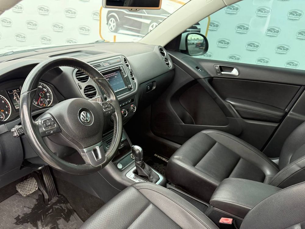 Volkswagen Tiguan 2016 $12400