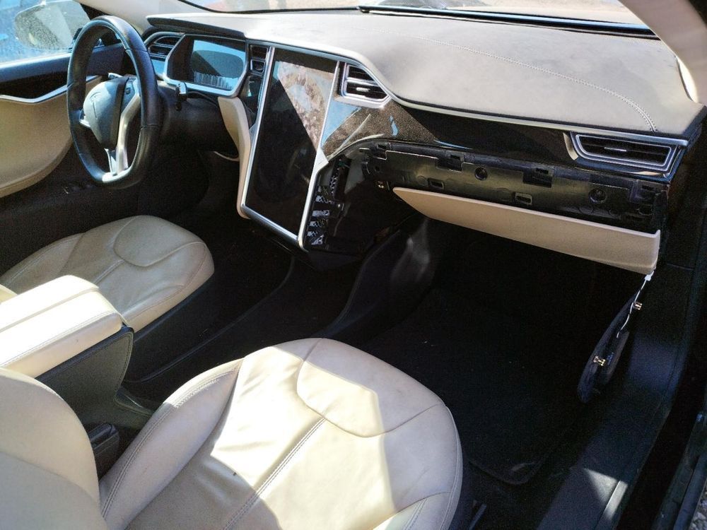 2013 TESLA MODEL S 11900$ в дороге