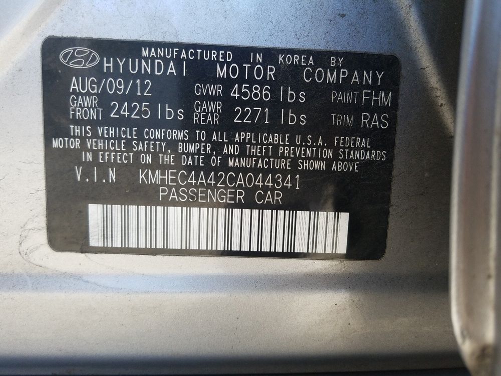 2012 HYUNDAI SONATA HYBRID 7500$ приход 12.05.2021