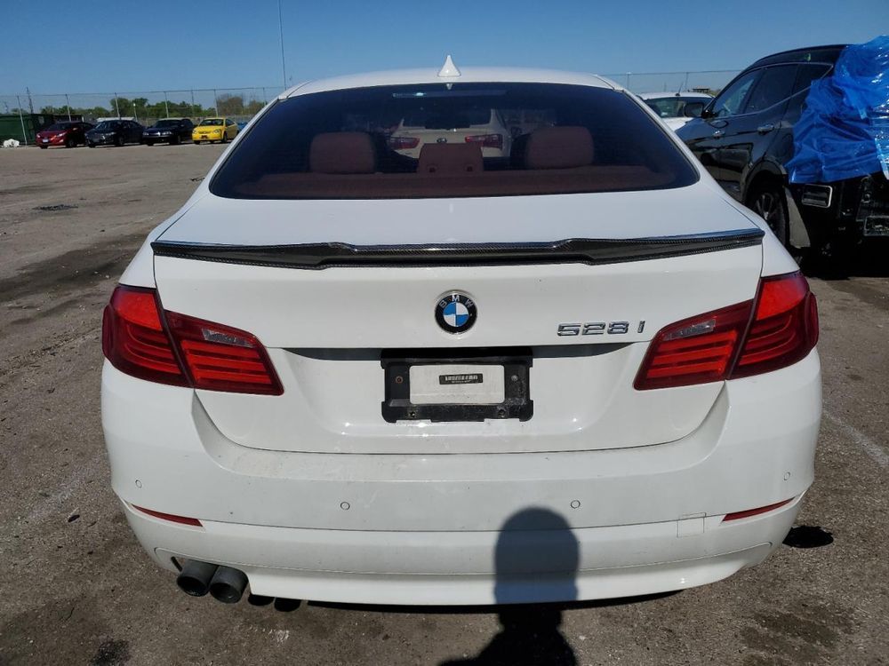 BMW 528 Xdrive 12900$  в наявності