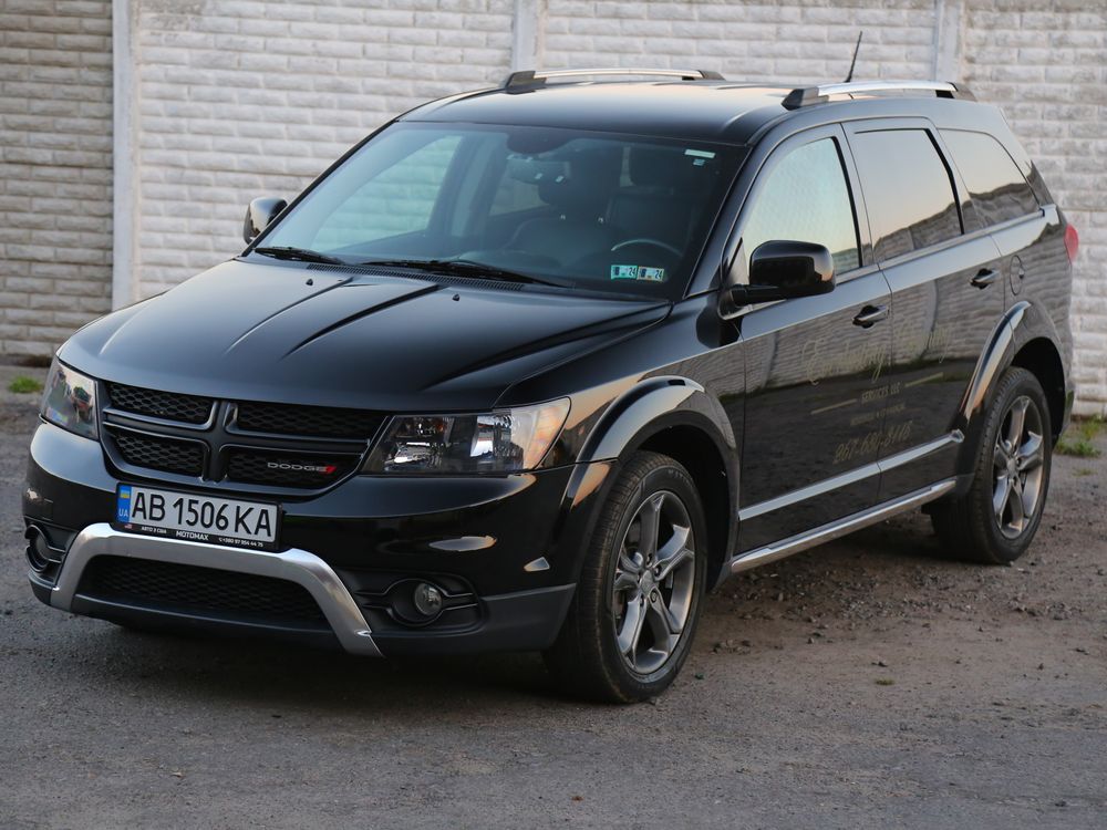 2017 DODGE JOURNEY CROSSROAD 12000$