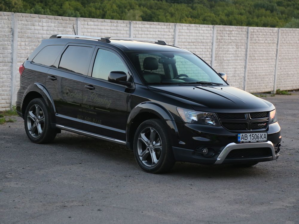 2017 DODGE JOURNEY CROSSROAD 12000$