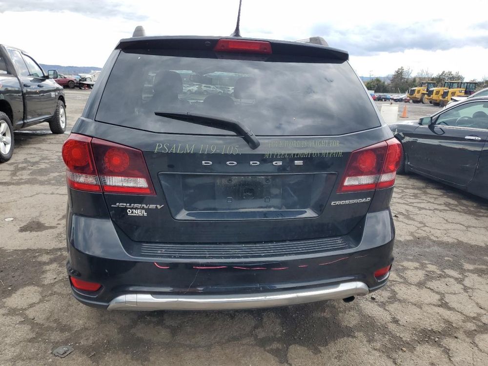 2017 DODGE JOURNEY CROSSROAD 12000$