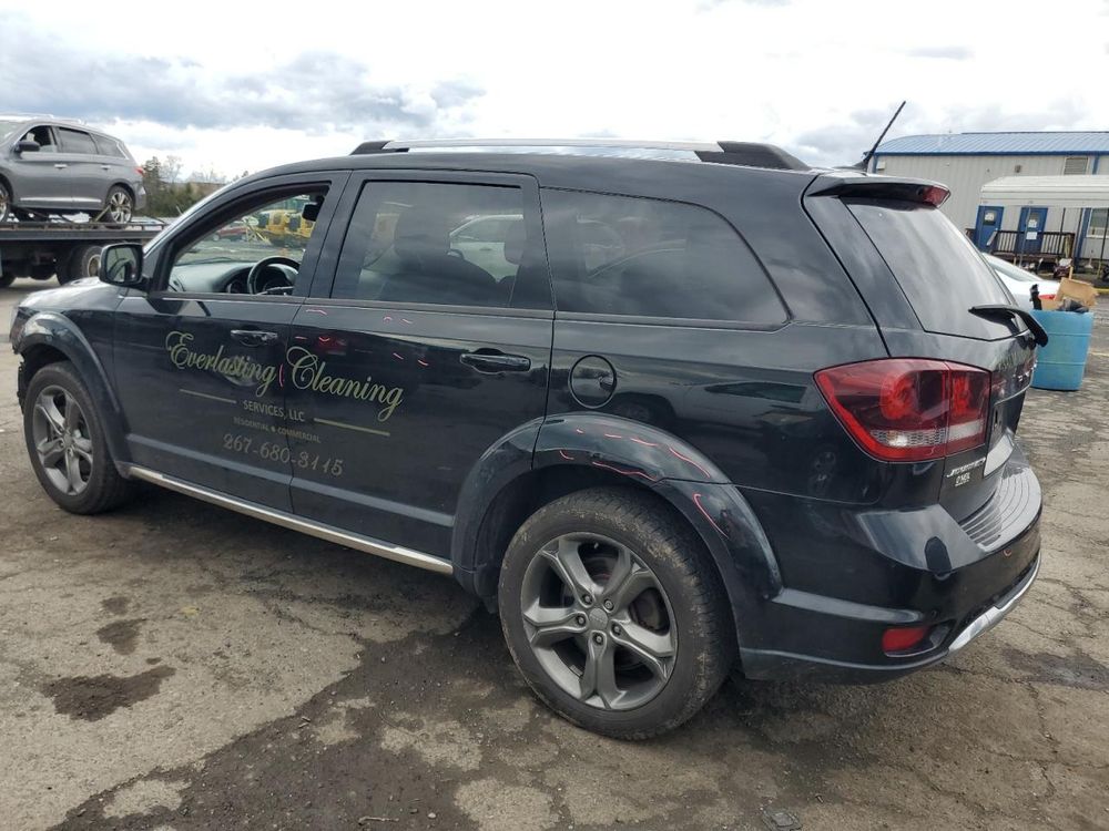 2017 DODGE JOURNEY CROSSROAD 12000$