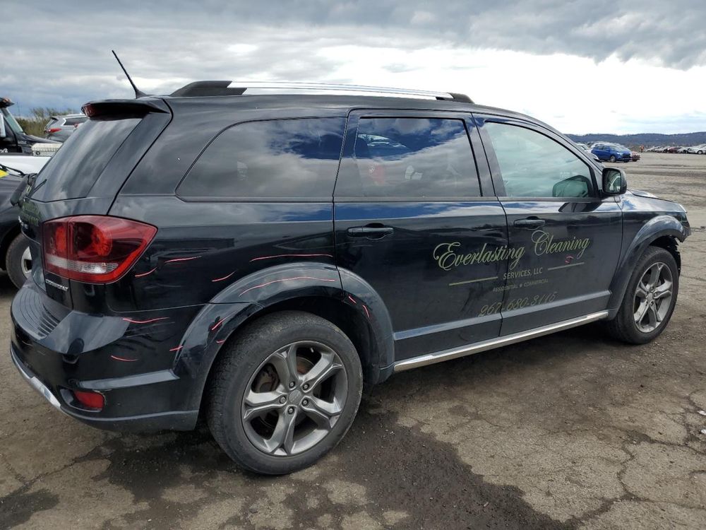 2017 DODGE JOURNEY CROSSROAD 12000$