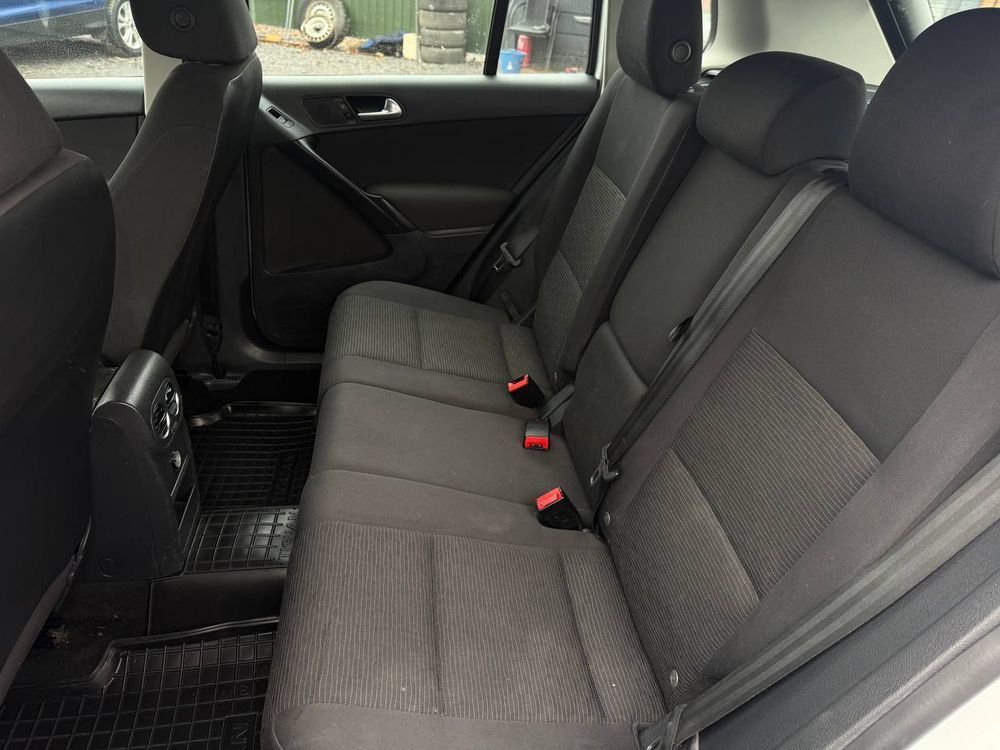 Volkswagen Tiguan 2015 $10500