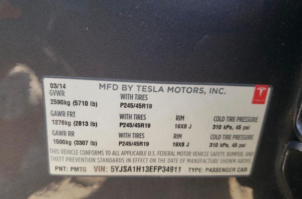 2014 TESLA MODEL S 85кВт $14900 на ходу. в дороге