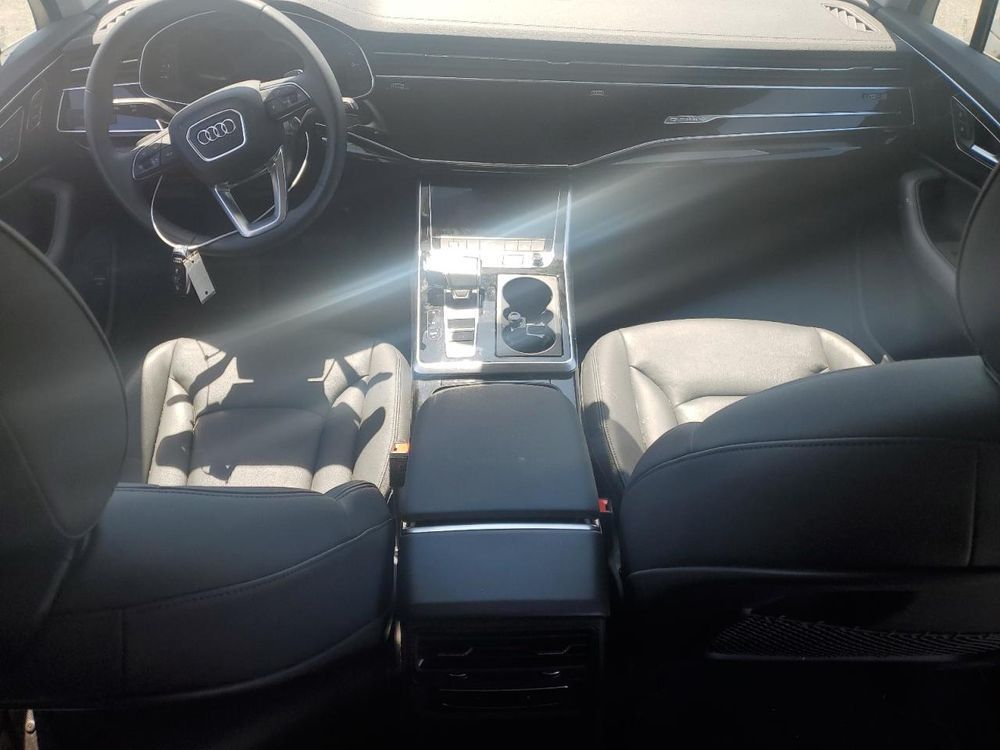 2023 AUDI Q7 $48500 дорозі