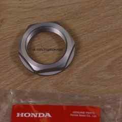 Гайка траверсы (верх) CBR1000RR , Новый, HONDA original