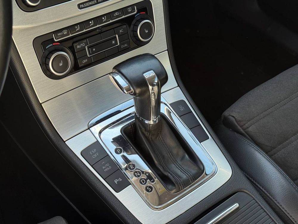 Volkswagen Passat 2010