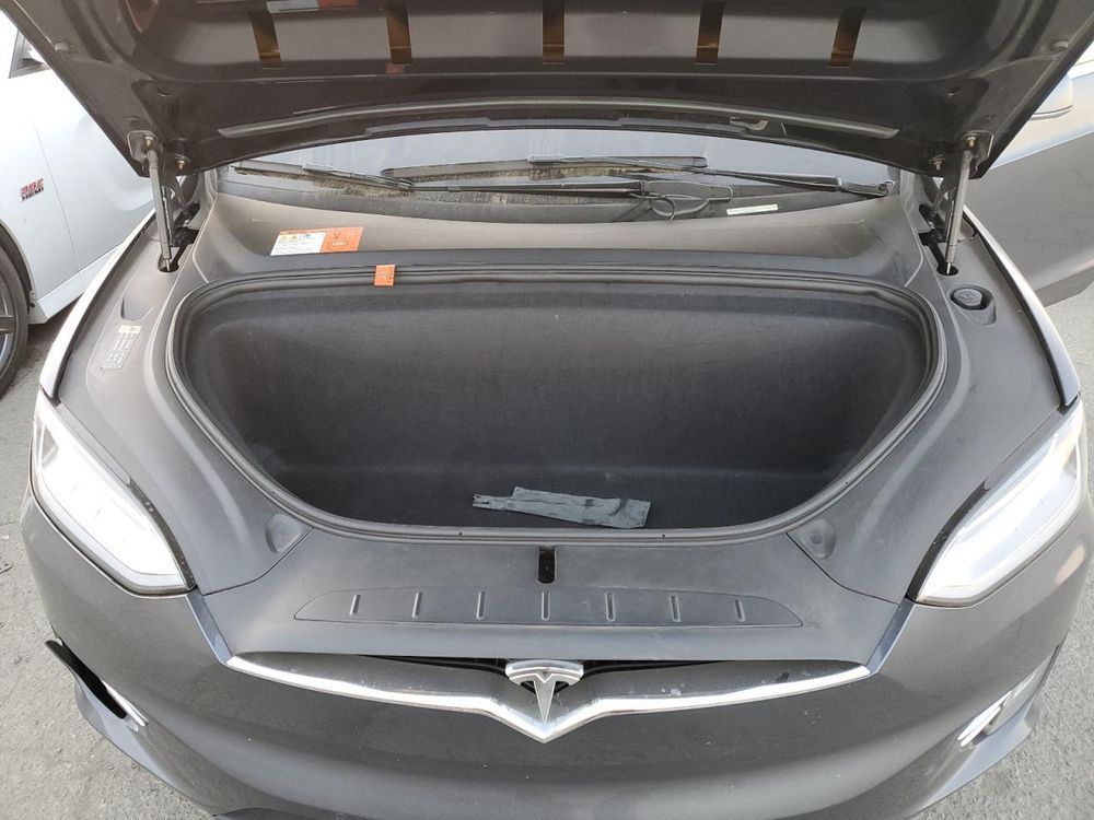 2018 TESLA MODEL X