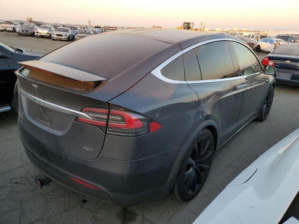 2018 TESLA MODEL X