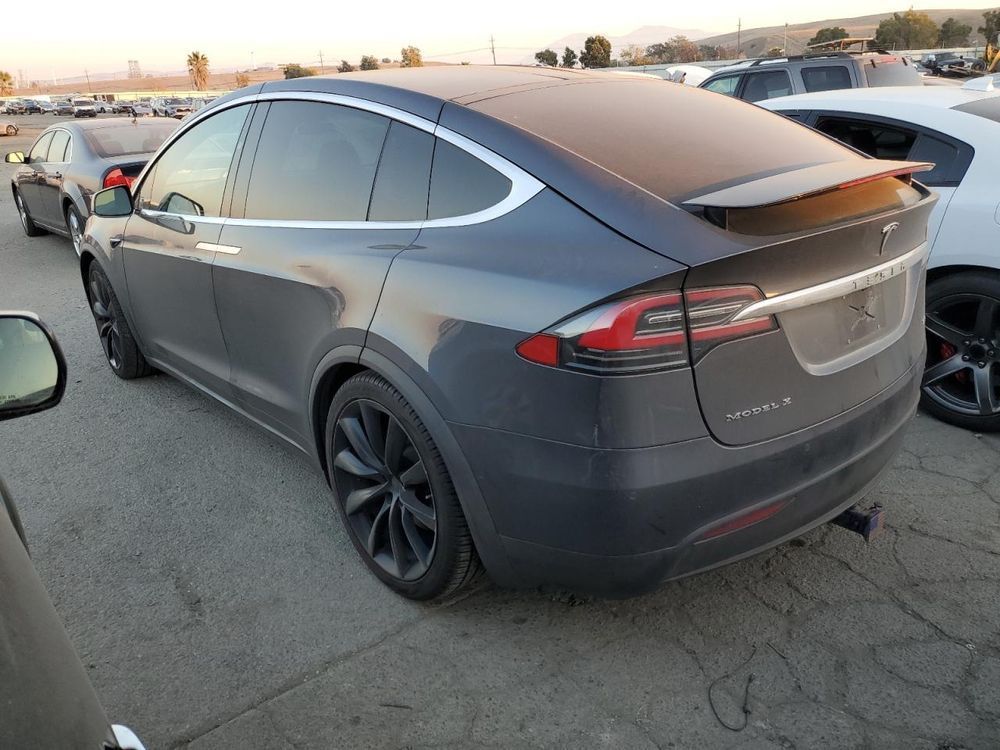 2018 TESLA MODEL X