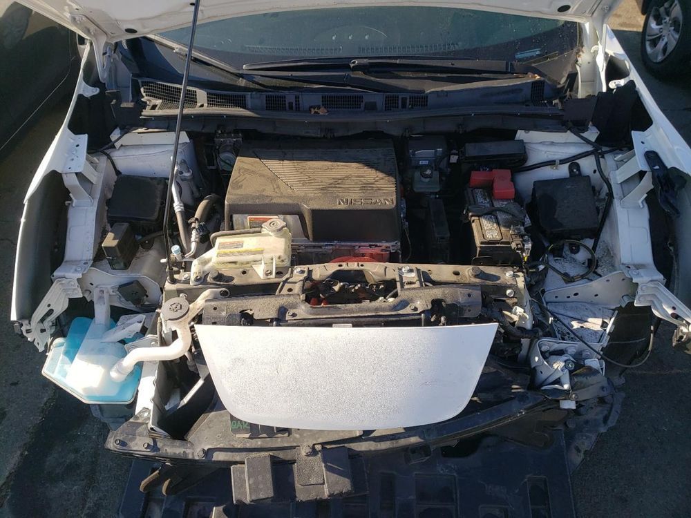 2019 NISSAN LEAF 12500$ в дороге