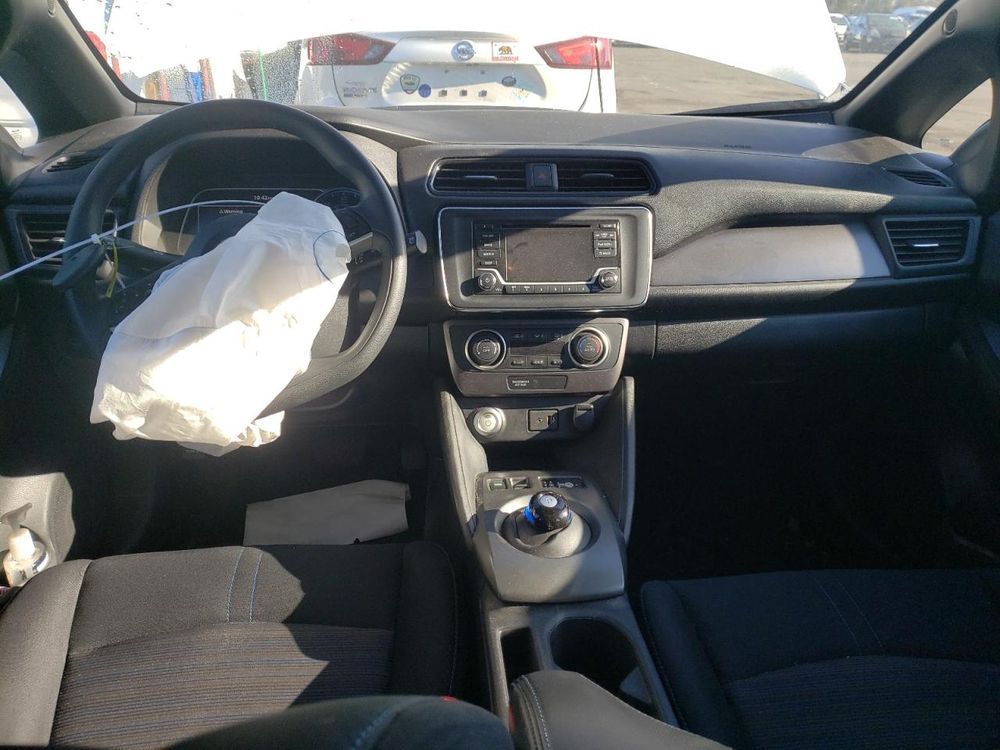 2019 NISSAN LEAF 12500$ в дороге
