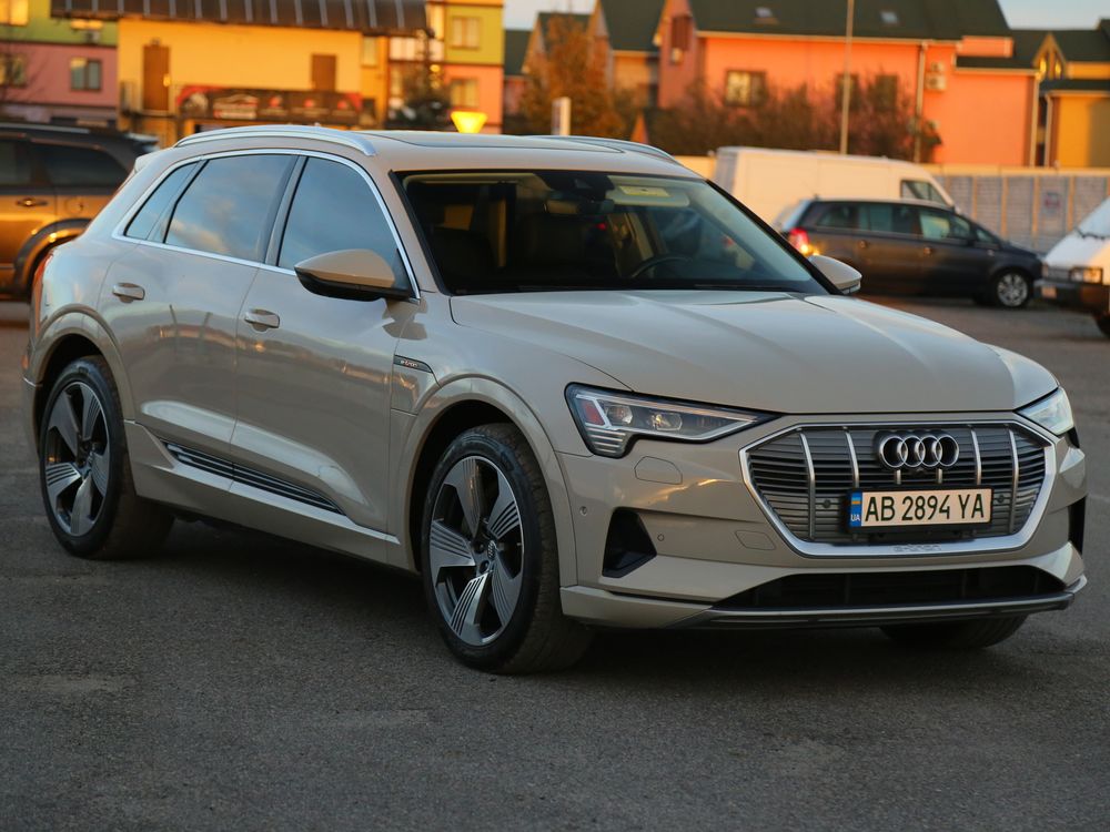 2019 AUDI E-TRON PRESTIGE  В наявності