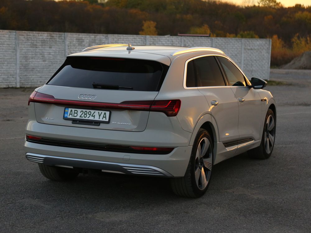 2019 AUDI E-TRON PRESTIGE  В наявності