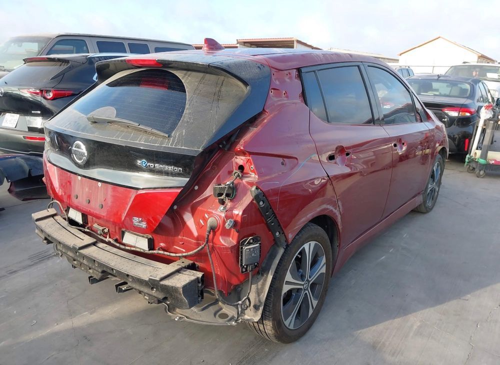 2022 NISSAN LEAF SL PLUS 62kw
