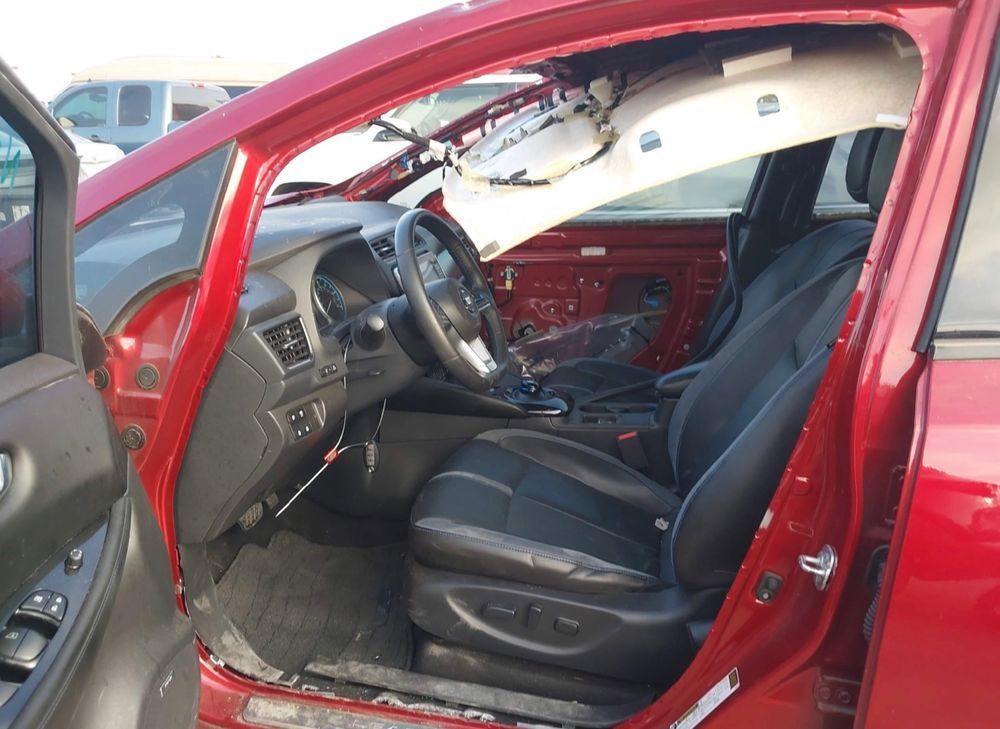 2022 NISSAN LEAF SL PLUS 62kw