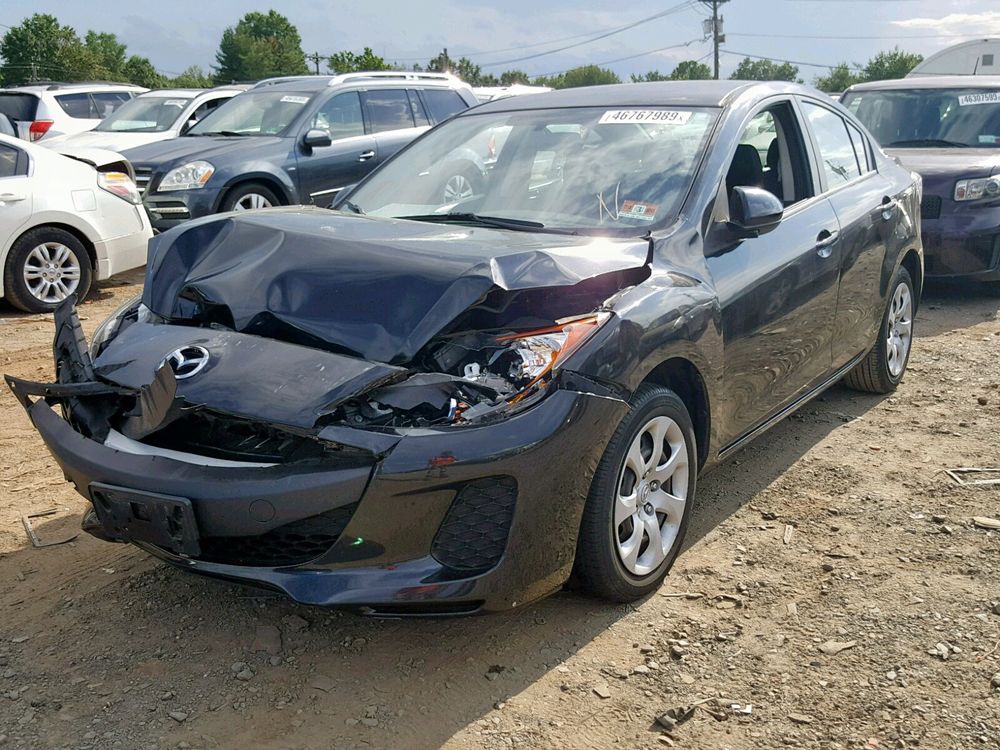 Mazda 3 2012 пробег 28тыс 7900$