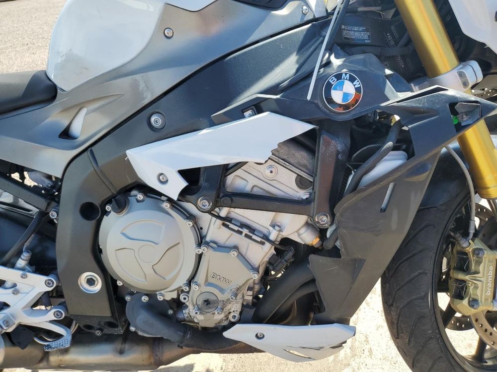 2015 BMW S 1000 R