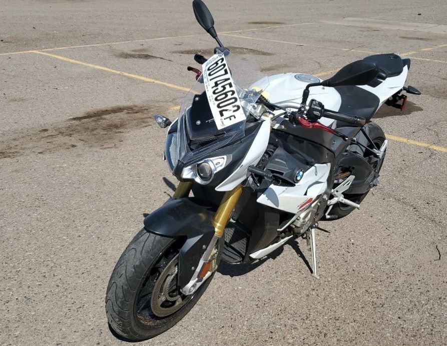 2015 BMW S 1000 R