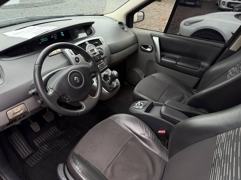 Renault Scenic 2008 $5900