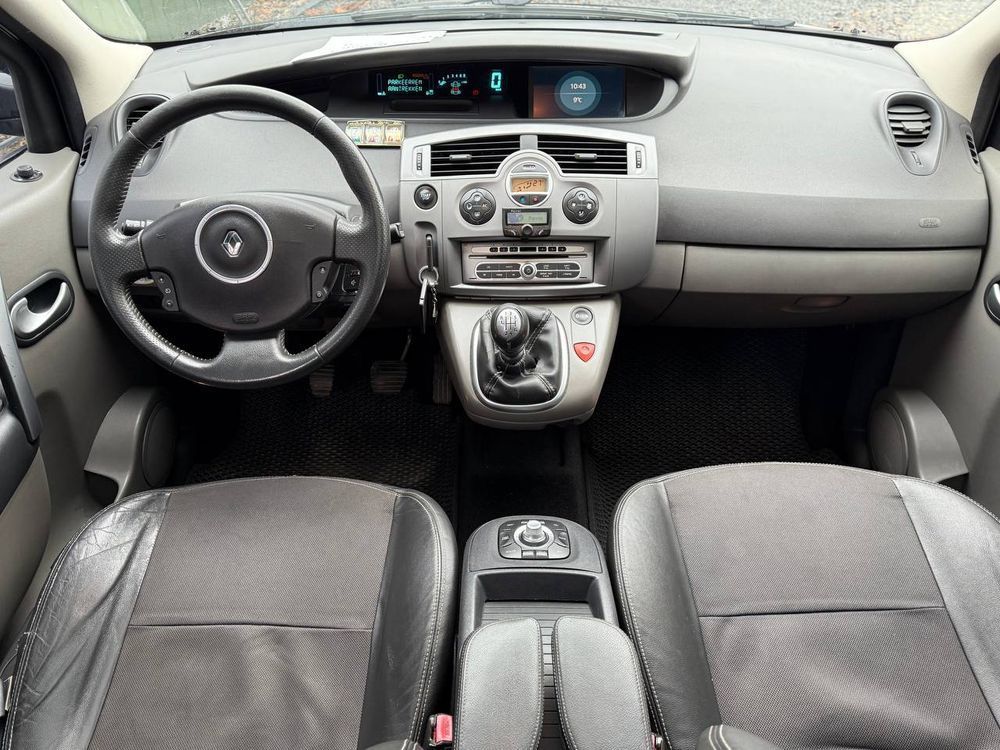 Renault Scenic 2008 $5900